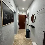 Anson, Centro, Luminoso ,moderno ,playa A 10 Min Pie טורמולינוס
